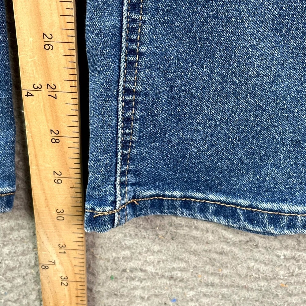 YMI Low Rise Bootcut Jeans Womens 15/32 Blue Denim Western Cowgirl Streetwear - Picture 8 of 16